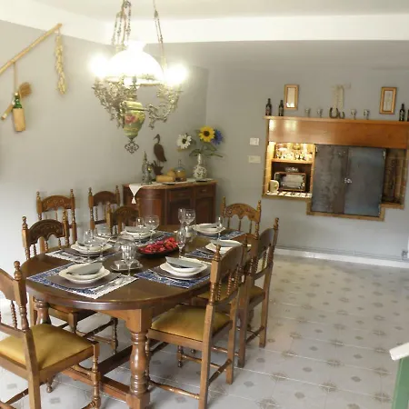 Hétvégi ház Casa Ruralromari *